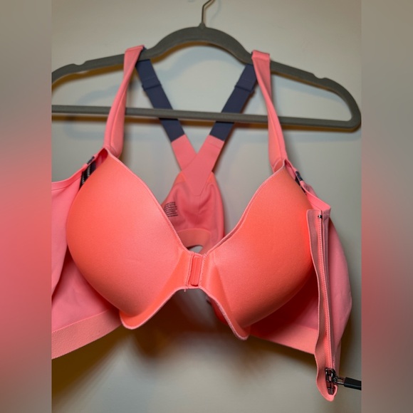 Victoria Secret “Sport” Sports Bra - Picture 4 of 7